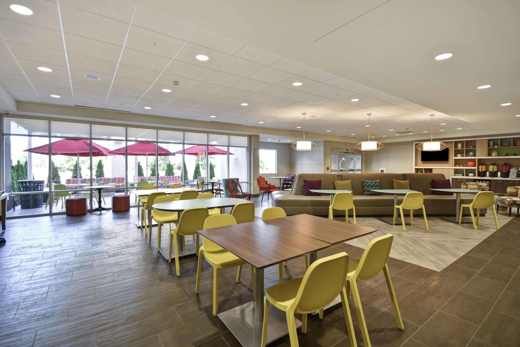 Home2 Suites By Hilton Queensbury Lake George Екстер'єр фото