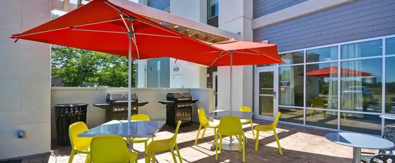 Home2 Suites By Hilton Queensbury Lake George Екстер'єр фото